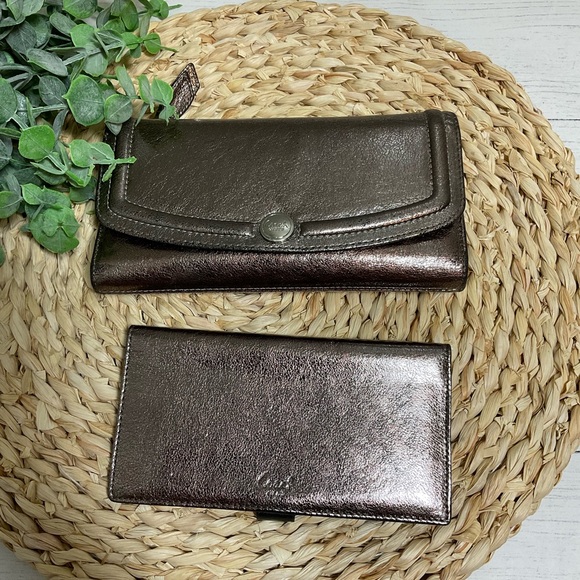 Coach Crinkle Checkbook Wallet Long Wallet - Picture 1 of 10